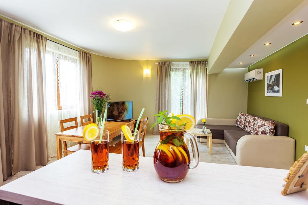 Aparthotel Prostor Kavarna ภายนอก รูปภาพ