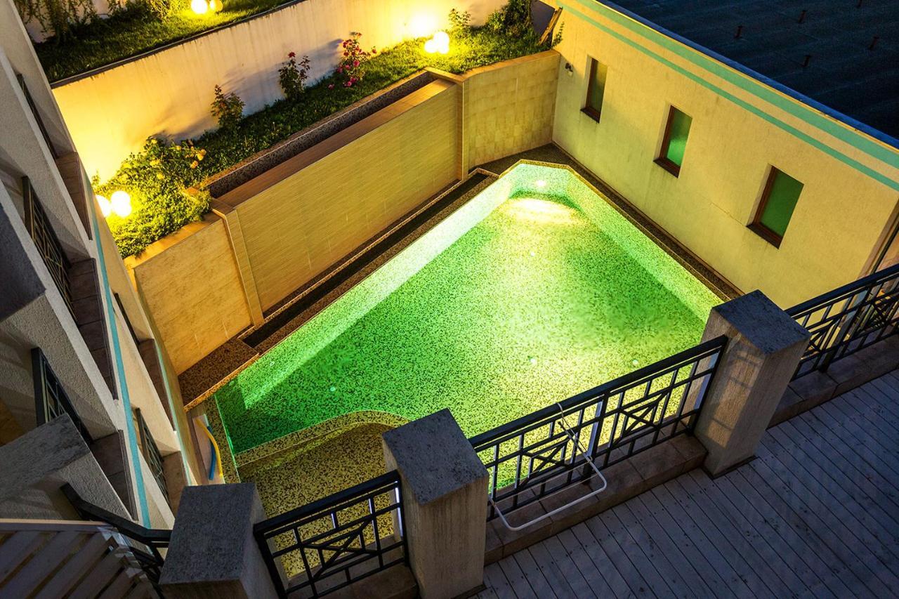 Aparthotel Prostor Kavarna ภายนอก รูปภาพ